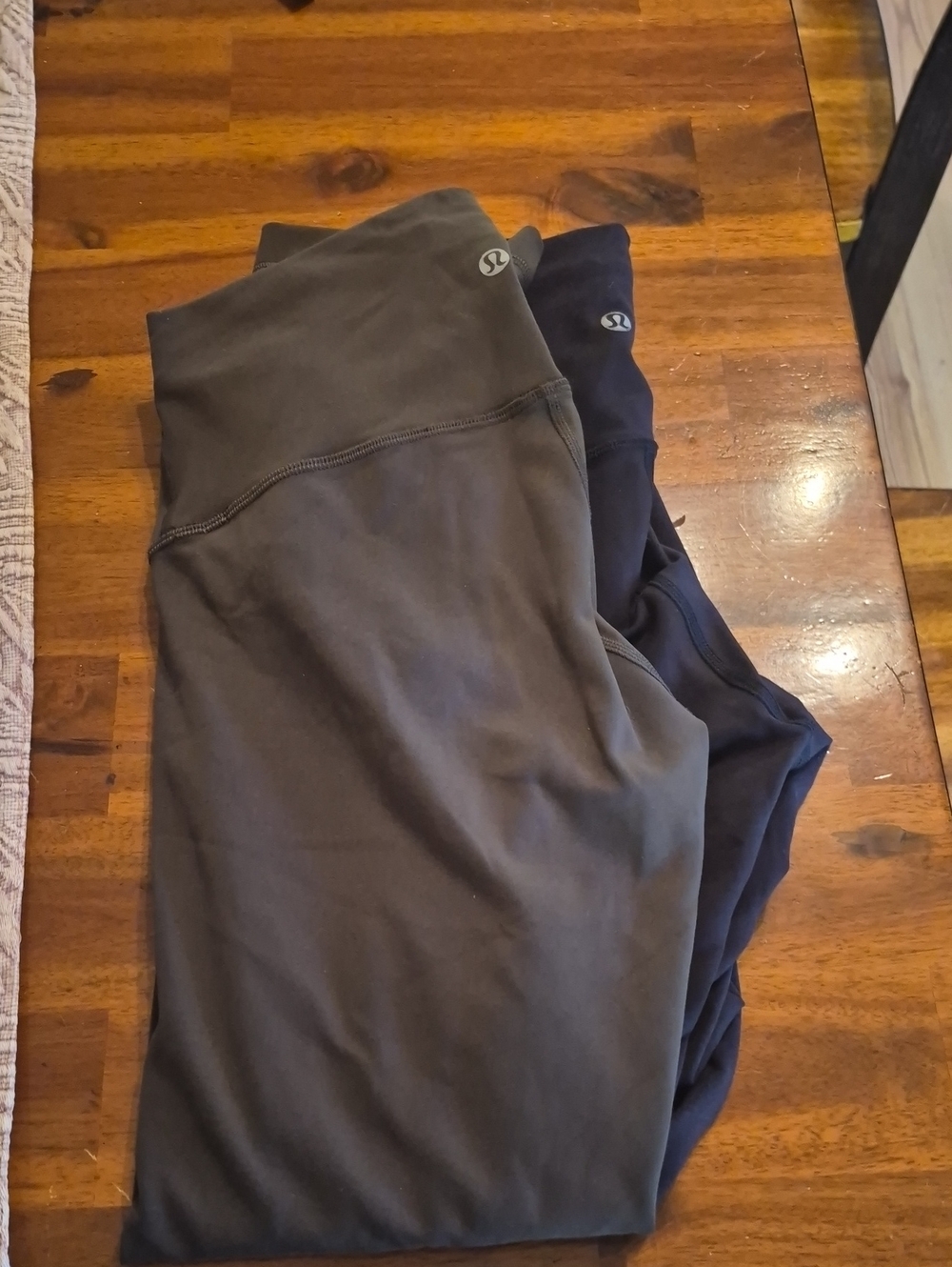 lululemon athletica Womens Charcoal and Black Leggings - Stretch Active Bottoms